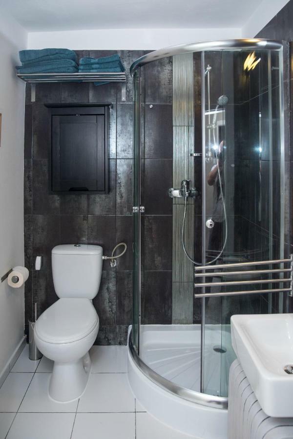 Ultracentral, Brand New, Modern And Cozy Apartment 蒂米什瓦拉 外观 照片